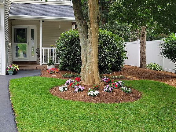 3rd image of 3 Cinnamon Cir