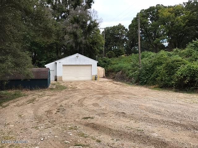 2nd image of 3495 Dean Lake Ave NE