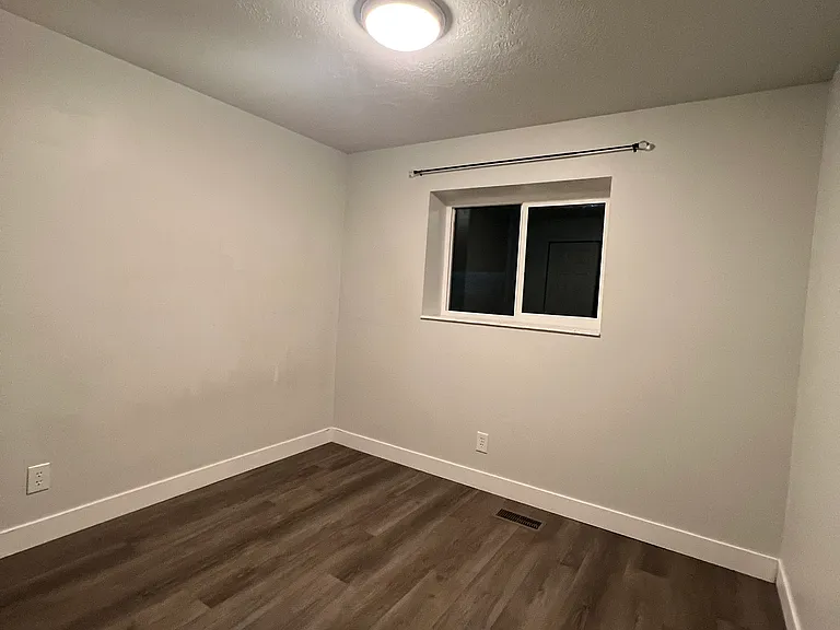 1730 N 1450 W #4 — Photo 11