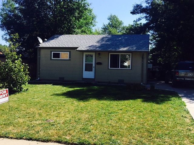 1st image of 2250 S Knox Ct