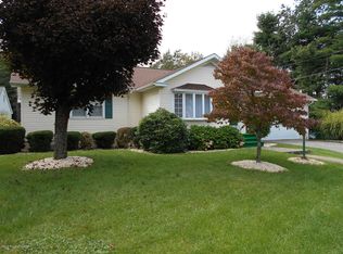 970 E Chestnut St, Hazleton, PA 18201