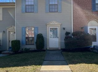 46 Greenwich Dr, Absecon, NJ 08205