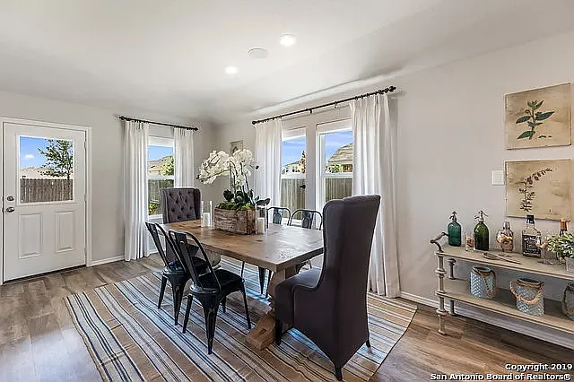 1615 Day Lily St — Photo 5