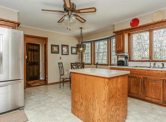 3rd image of 6533 Hardy St