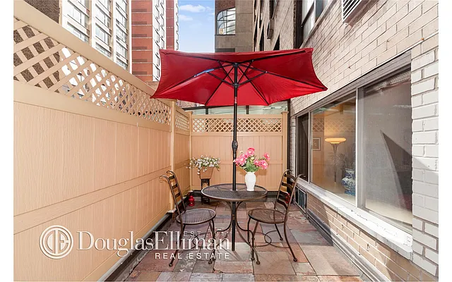 Sold by Douglas Elliman | media 18