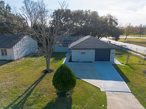 3rd image of 5502 Elm Tree Dr