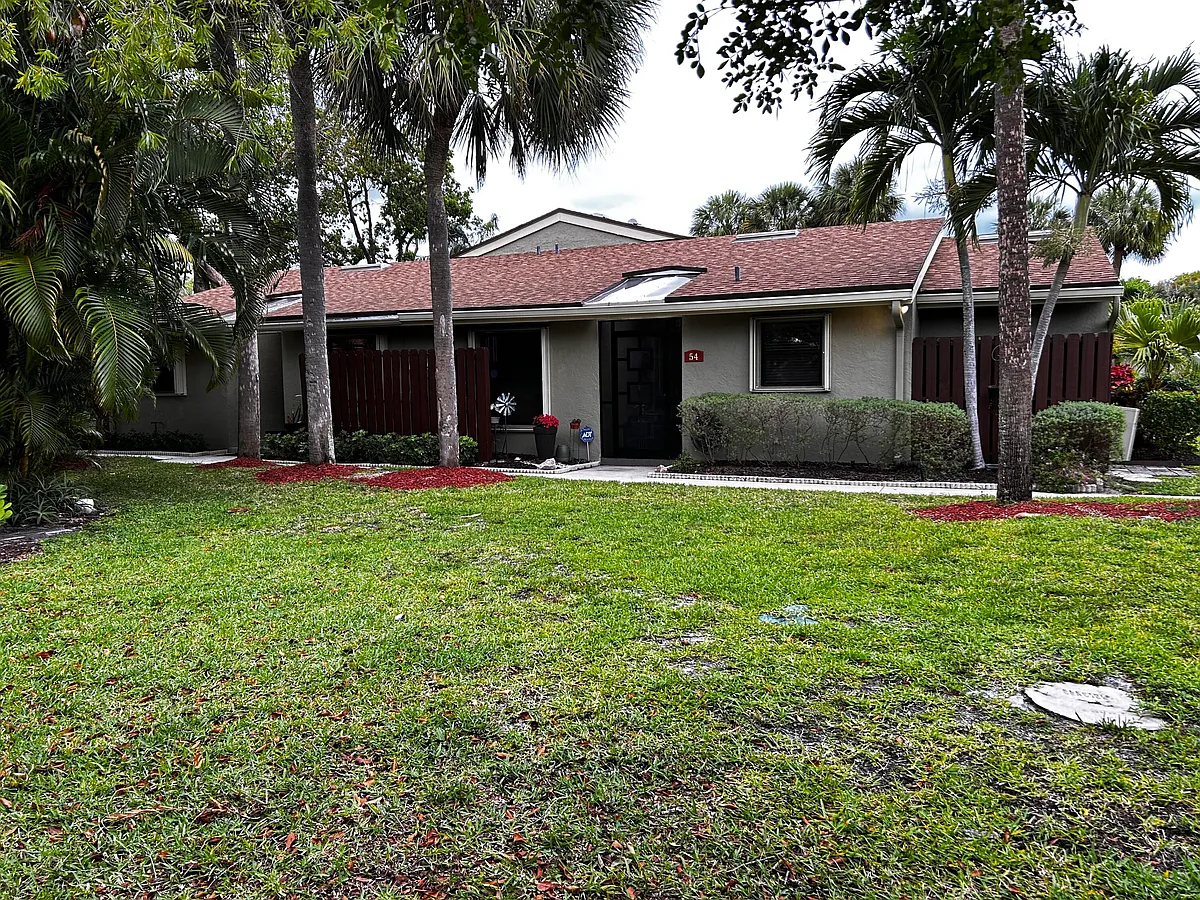 Building Photo - 51 Meadows Dr