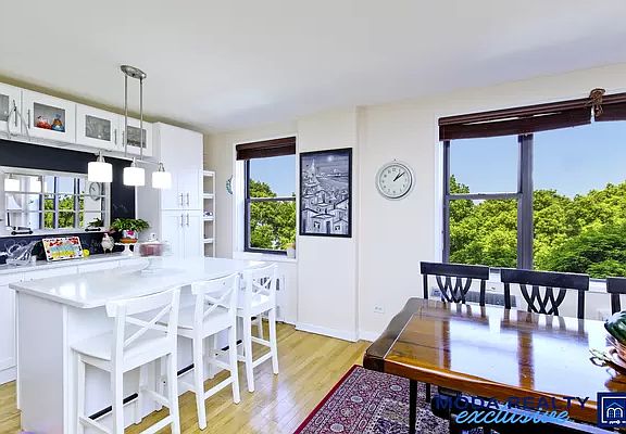 3rd image of 6495 Broadway #6NP