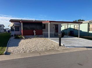8906 Coralwood Dr, Hudson, FL 34667