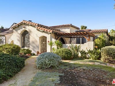 10501 Almayo Ave, Los Angeles, CA, 90064