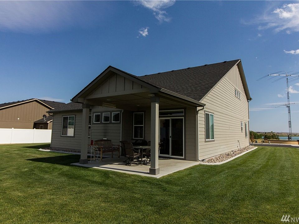 2nd image of 4620 W Peninsula Dr