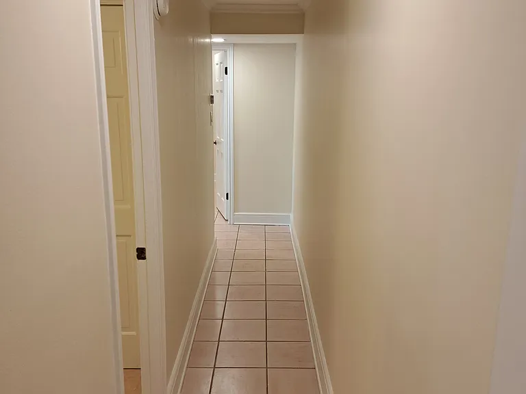 617 Dauphine St #9 — Photo 11