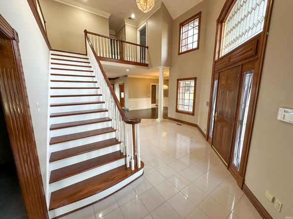 7966 Lake Terrace Ct, Newburgh, IN 47630