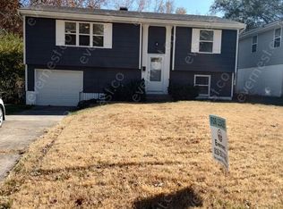 7941 NE San Rafael Dr, Kansas City, MO 64119