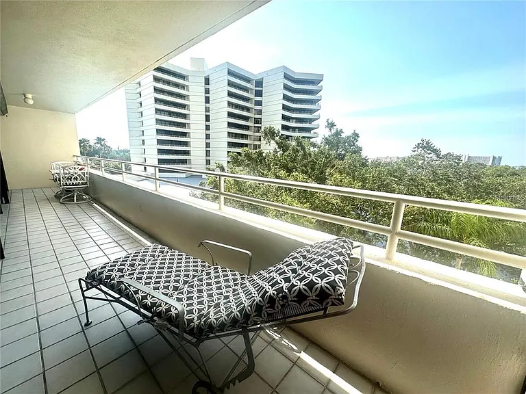 5950 Pelican Bay Plz S #505 — Photo 35