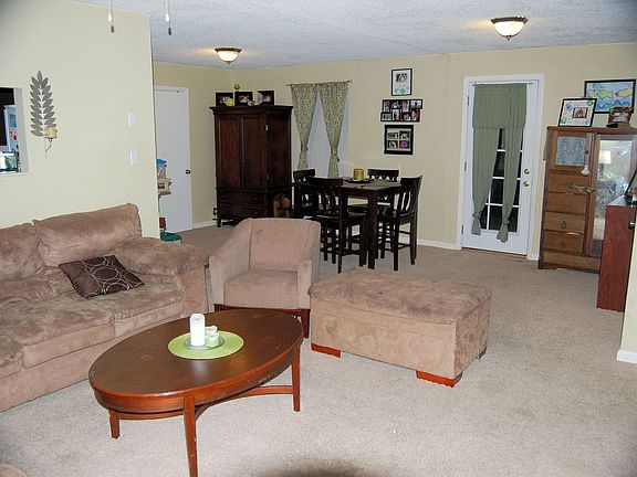 4th image of 7213 Elmbrook Ln