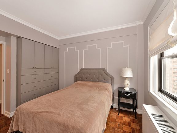 5th image of 7 Park Ave APT 96