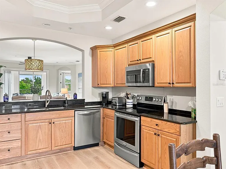 5122 Manorwood Dr #4B — Photo 23
