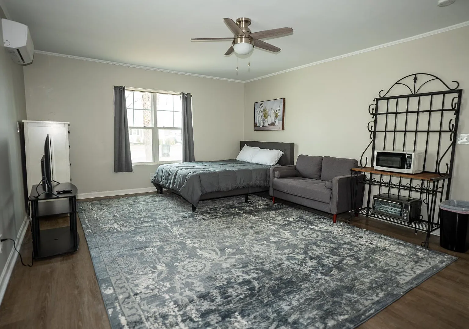 860 S Confederate Ave - 1 — Photo 3