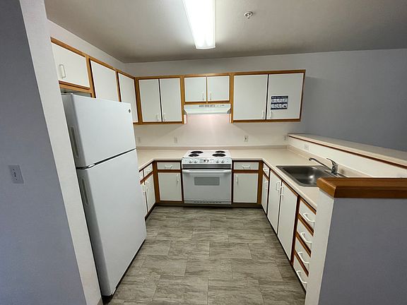 4th image of 7325 N Hudson St APT 117