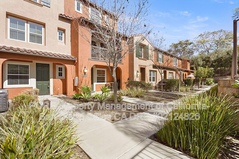 1st image of 10543 Avenida Olinda Unit 3