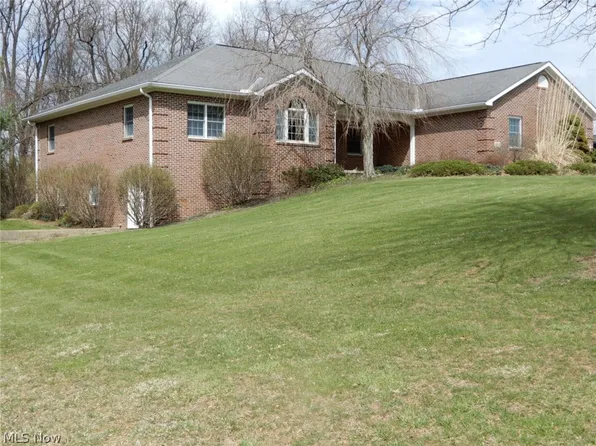 14835 Indian Hills Rd, Mount Vernon, OH 43050