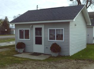 103 N Rivershore, Elk Rapids, MI 49629