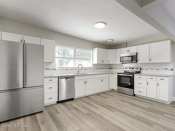 5th image of 719 W Euclid Ave