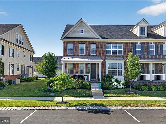 2nd image of 4858 W Blossom Dr