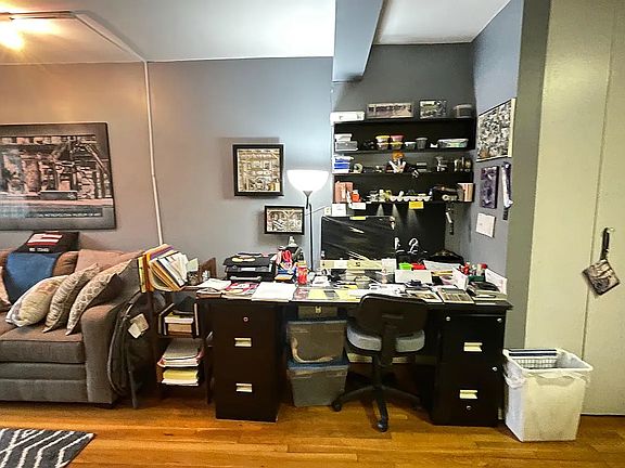 5th image of 142-05 Roosevelt Ave #538