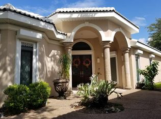 7 Saint Andrews Pl, Rockport, TX 78382