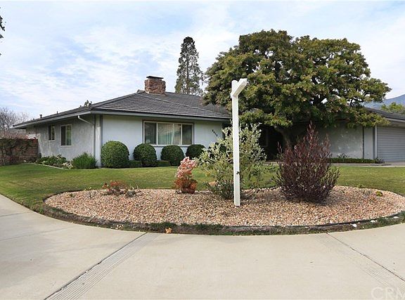 3rd image of 2615 Bonnie Brae Ave