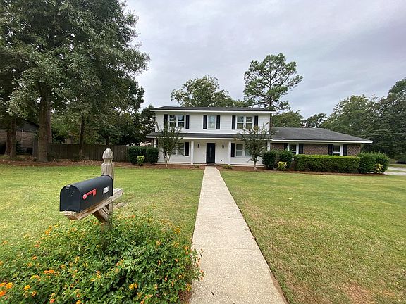 2nd image of 207 Breckenridge Dr
