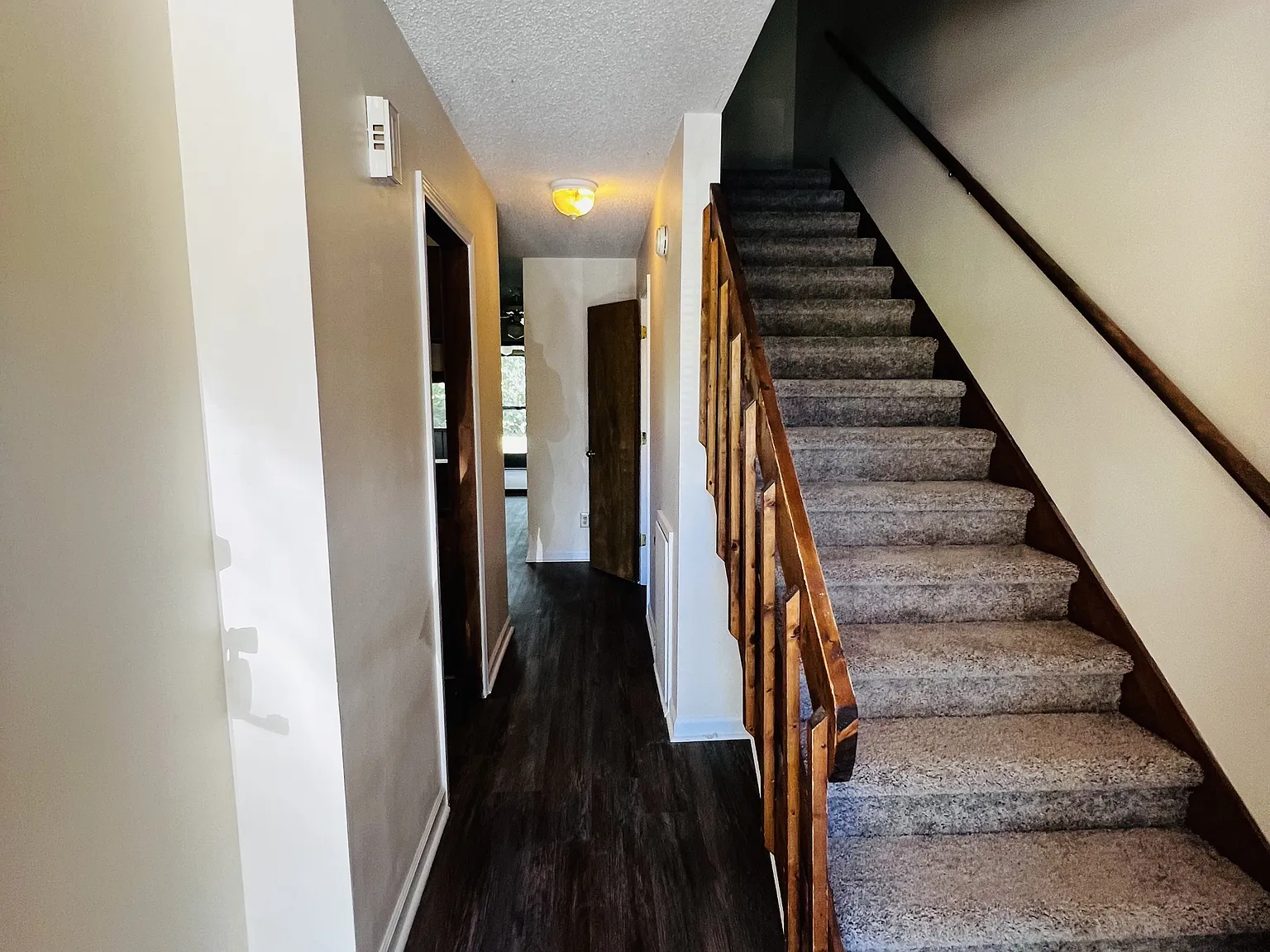 405 Fairview Road - C — Photo 2