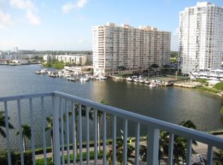 2801 NE 183rd St APT 1401, Aventura, FL 33160