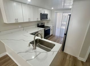 16034 Springdale St #B10, Huntington Beach, CA 92647
