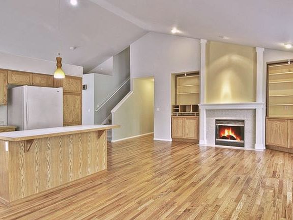 4th image of 16829 11th Ave NE