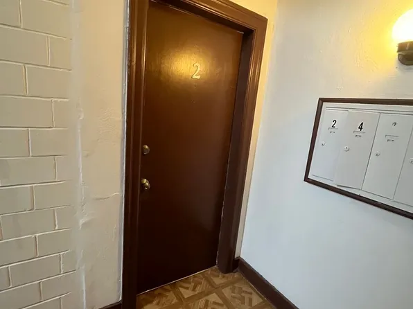 1028 E 5th St, Alton, IL 62002