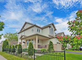 50 Kenneth Hobbs Ave, Whitby, ON L1R3H2