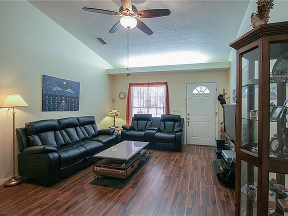 4th image of 506 Washington Ave