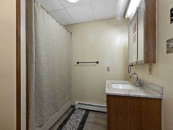 5th image of 262 Stowe Ave