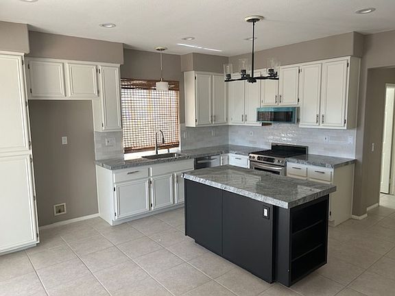 2nd image of 32419 Pensador St