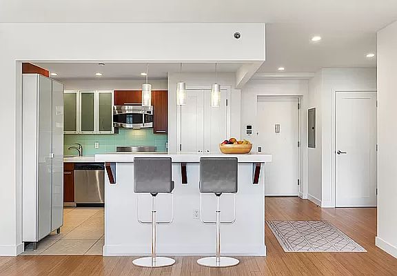 3rd image of 301 W 115th St APT 8A