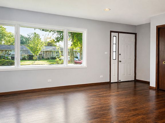 2nd image of 2125 Plainfield Dr