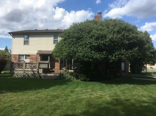13922 Carlisle Dr, Sterling Heights, MI