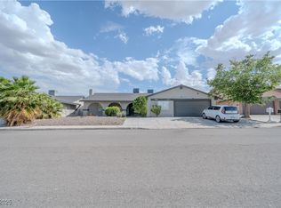 1671 Sandalwood Ln, Las Vegas, NV 89119