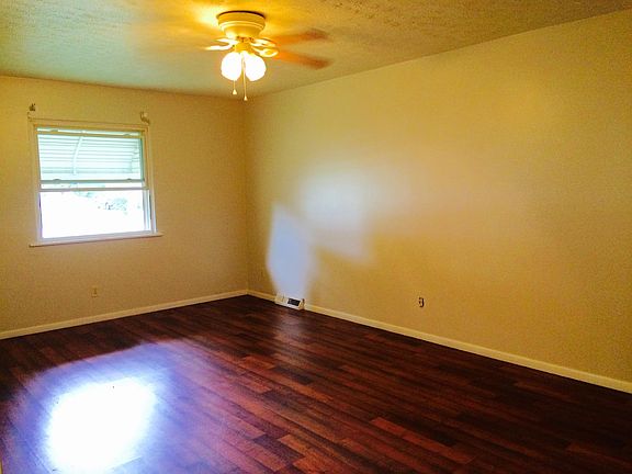 5th image of 65 Barley Dr #B