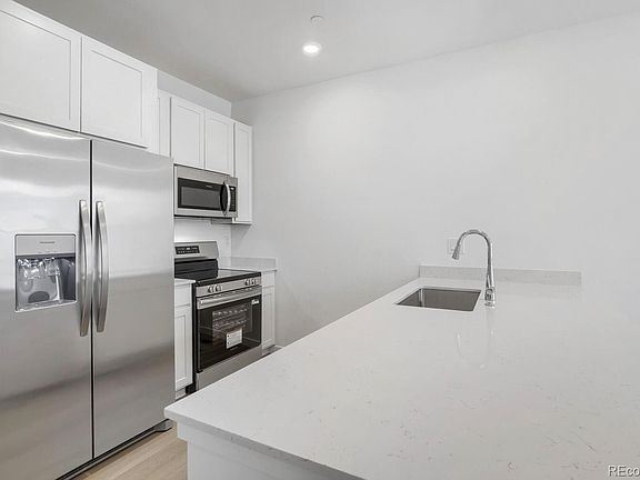 4th image of 7656 S Cherokee Circle W