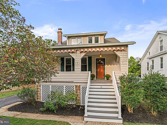 4th image of 114 Melvin Ave