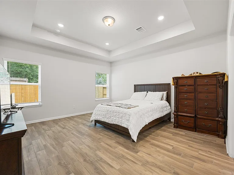 10216 Badger Run Ln — Photo 7